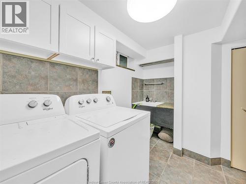 4891 Seminole, Windsor, ON - Indoor Photo Showing Laundry Room