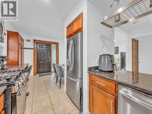 4891 Seminole, Windsor, ON - Indoor Photo Showing Kitchen