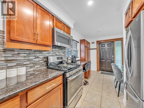 4891 Seminole, Windsor, ON - Indoor Photo Showing Kitchen