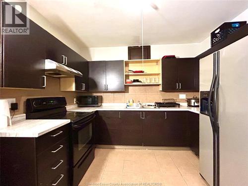 387 JOSEPHINE , Windsor, Ontario N9B 2K9 2