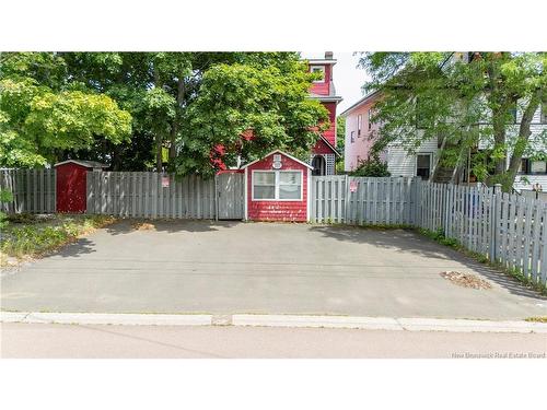 360-362 Cameron St, Moncton, NB - Outdoor
