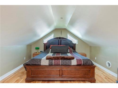 360-362 Cameron St, Moncton, NB - Indoor Photo Showing Bedroom