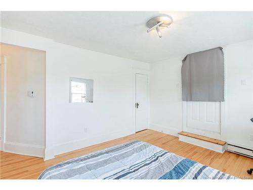 360-362 Cameron St, Moncton, NB - Indoor Photo Showing Bedroom