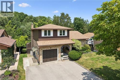 8 PERIN Place  Kitchener, ON N2P 1L5