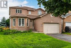 28 SELKIRK CRESCENT  Barrie, ON L4N 8G2