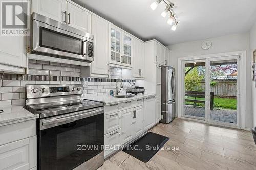 6 Albany Avenue, Hamilton, ON - Indoor Photo Showing Kitchen With Stainless Steel Kitchen With Upgraded Kitchen