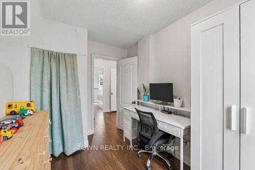 6 Albany Avenue, Hamilton, ON - Indoor Photo Showing Office