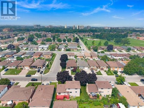 345 Berkindale Drive, Hamilton, ON - Outdoor With View