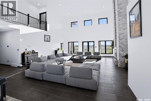 Ad Acreage, Corman Park Rm No. 344, SK - Indoor Photo Showing Living Room