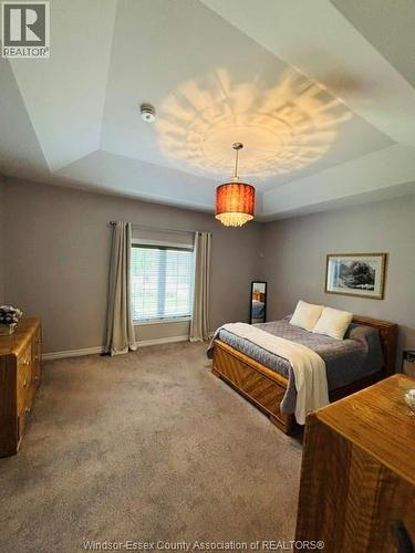 6114 Tiburon Crescent, Windsor, ON - Indoor Photo Showing Bedroom
