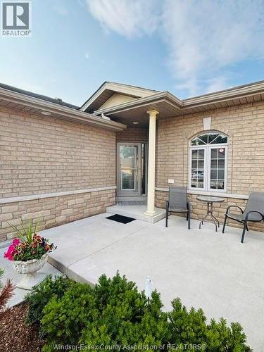 6114 Tiburon Crescent, Windsor, ON - Outdoor