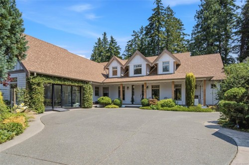 531 Yambury Rd, Qualicum Beach, BC 