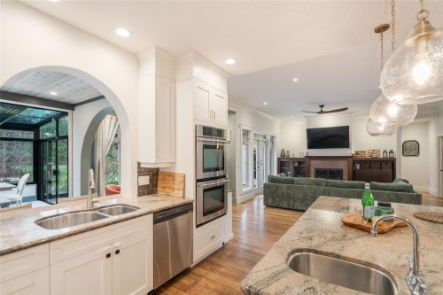 531 Yambury Rd, Qualicum Beach, BC 