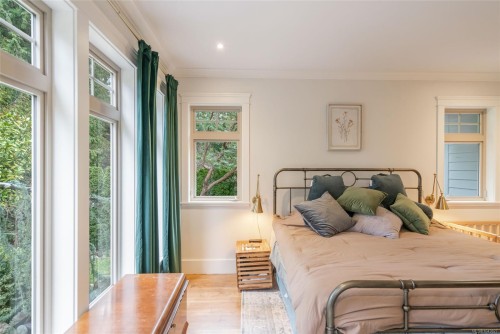 531 Yambury Rd, Qualicum Beach, BC 