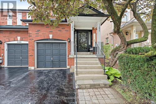 5111 Silvercreek Drive, Burlington, ON - Outdoor