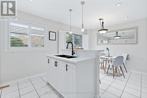 5111 Silvercreek Drive, Burlington, ON - Indoor Photo Showing Other Room