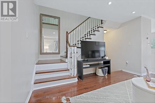 5111 Silvercreek Drive, Burlington, ON - Indoor Photo Showing Other Room