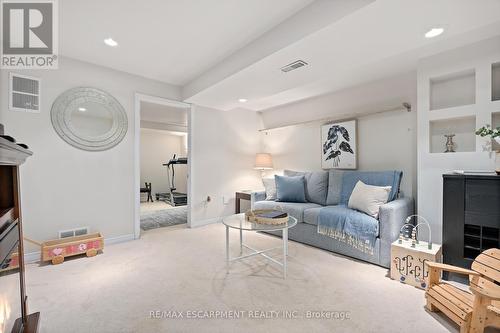 5111 Silvercreek Drive, Burlington, ON - Indoor Photo Showing Other Room