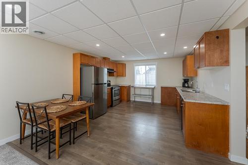 5940 Kovachich Drive, Prince George, BC - Indoor Photo Showing Kitchen