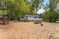 391 LEAVOY LANE Horton, ON K7V 3Z8