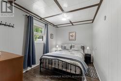 Bedroom no. 2 - new mattresses on both beds - 