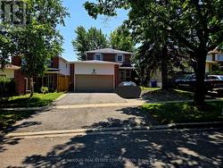 198 FORSYTH ROAD  Newmarket, ON L3Y 7Y1