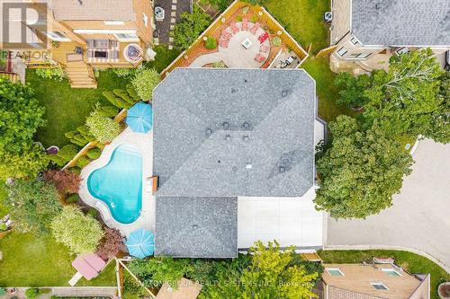 6615 Snow Goose Lane, Mississauga, ON - Outdoor With In Ground Pool