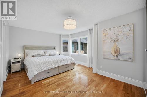 6615 Snow Goose Lane, Mississauga, ON - Indoor Photo Showing Bedroom