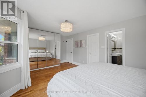 6615 Snow Goose Lane, Mississauga, ON - Indoor Photo Showing Bedroom