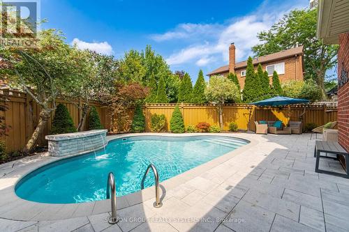 6615 Snow Goose Lane, Mississauga, ON - Outdoor With In Ground Pool With Backyard