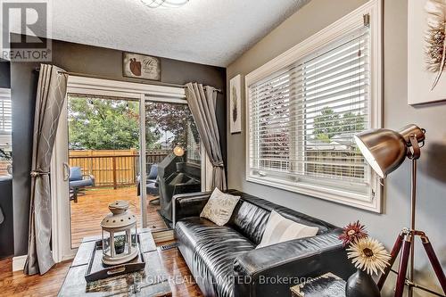 5 Hawthorn Court, St. Thomas, ON - Indoor