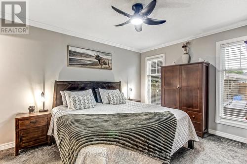 5 Hawthorn Court, St. Thomas, ON - Indoor Photo Showing Bedroom