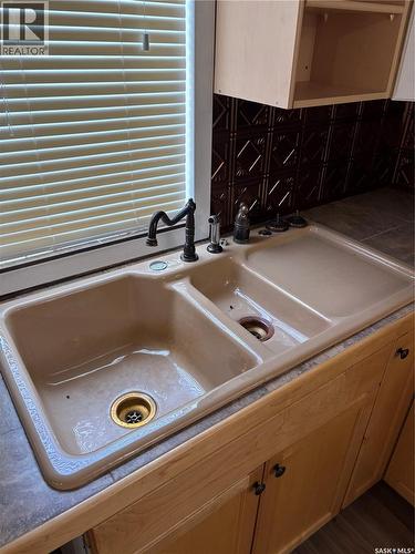 Cawkwell Acreage 2, Kelvington, SK - Indoor Photo Showing Kitchen With Double Sink