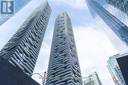 4507 - 88 HARBOUR STREET Toronto, ON M5J 0C3