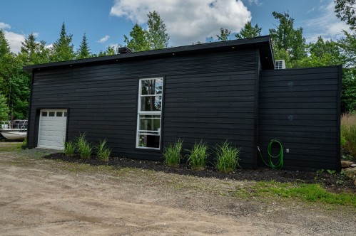 Garage - 470 Ch. D'Entrelacs, Entrelacs, QC - Outdoor