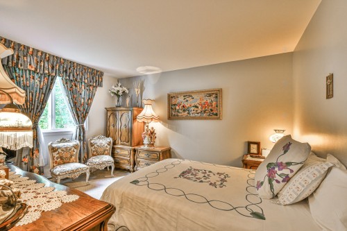 Chambre à coucher principale - 107 Ch. Notre-Dame, Sainte-Adèle, QC - Indoor Photo Showing Bedroom