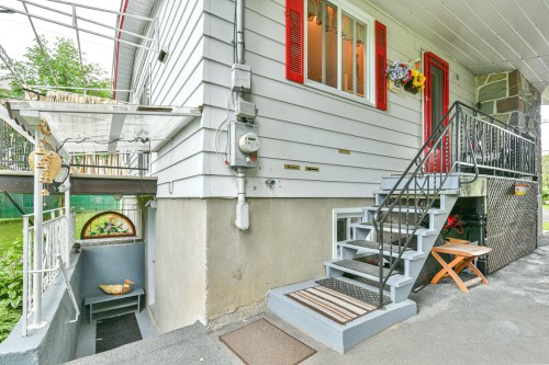 Entrée extérieure - 107 Ch. Notre-Dame, Sainte-Adèle, QC - Outdoor With Exterior