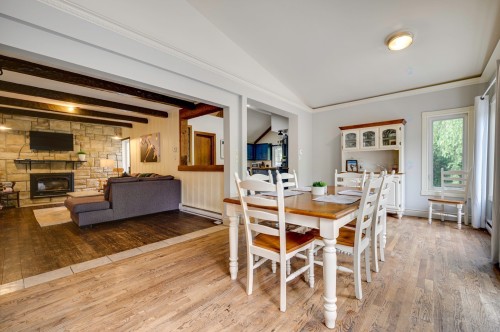 Dining Room - 198 Ch. Beaulne, Piedmont, QC - Indoor Photo Showing Dining Room With Fireplace
