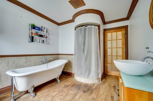 Master Bathroom - 198 Ch. Beaulne, Piedmont, QC - Indoor Photo Showing Bathroom