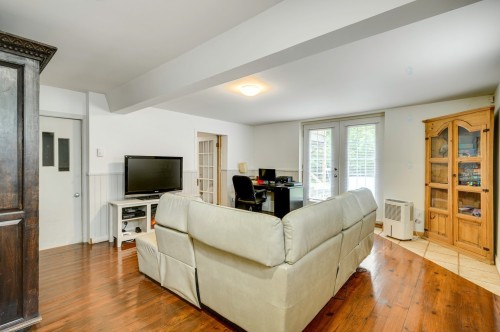 Basement - 198 Ch. Beaulne, Piedmont, QC - Indoor Photo Showing Living Room