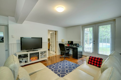 Basement - 198 Ch. Beaulne, Piedmont, QC - Indoor Photo Showing Other Room