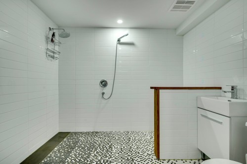 Bathroom - 198 Ch. Beaulne, Piedmont, QC - Indoor Photo Showing Bathroom