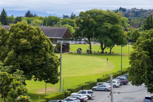 #603-1420 Beach Dr, Oak Bay, BC - Outdoor With View