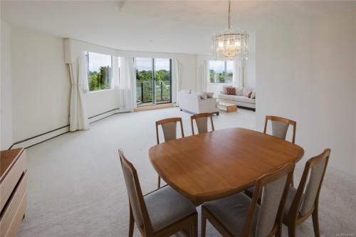 #603-1420 Beach Dr, Oak Bay, BC - Indoor Photo Showing Dining Room