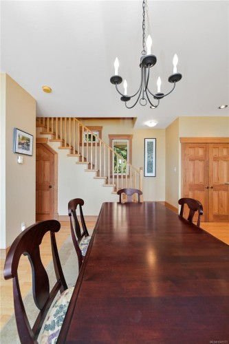 647 Dinner Bay Rd, Mayne Island, BC 