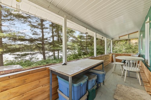 Terrasse - 107 Ch. Burke, Litchfield, QC - Outdoor With Deck Patio Veranda With Exterior