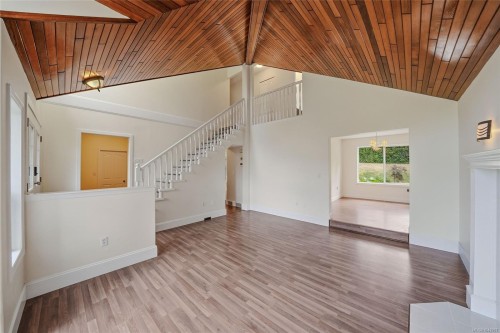 1688 Maple Bay Rd, Duncan, BC 