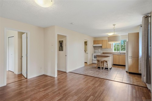 1688 Maple Bay Rd, Duncan, BC 