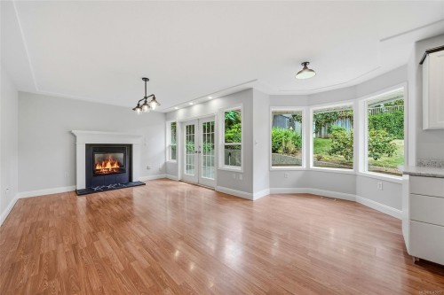 1688 Maple Bay Rd, Duncan, BC 