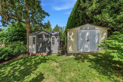 1688 Maple Bay Rd, Duncan, BC 
